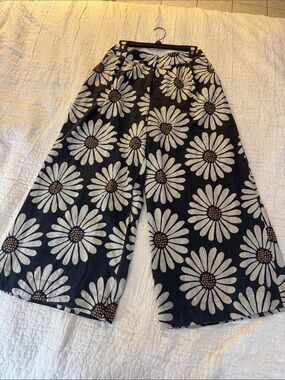FARM Rio Floral-Print Wide Leg in Black, White & Tan.